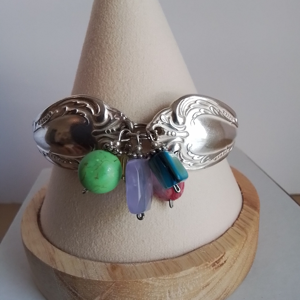 Vintage Oneida Handmade Spoon Bracelet With Gemstones - Picture 2 of 7